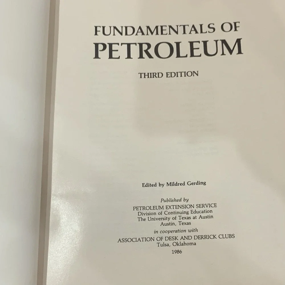 Fundamentals of Petroleum Third Edition 1986 Mildred Gerding Like New Paperback